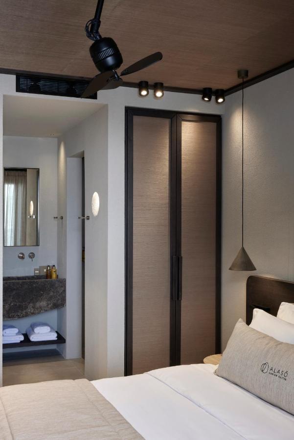 Alaso Design Suites Fira  Bagian luar foto