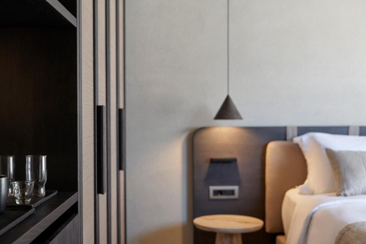 Alaso Design Suites Fira  Bagian luar foto