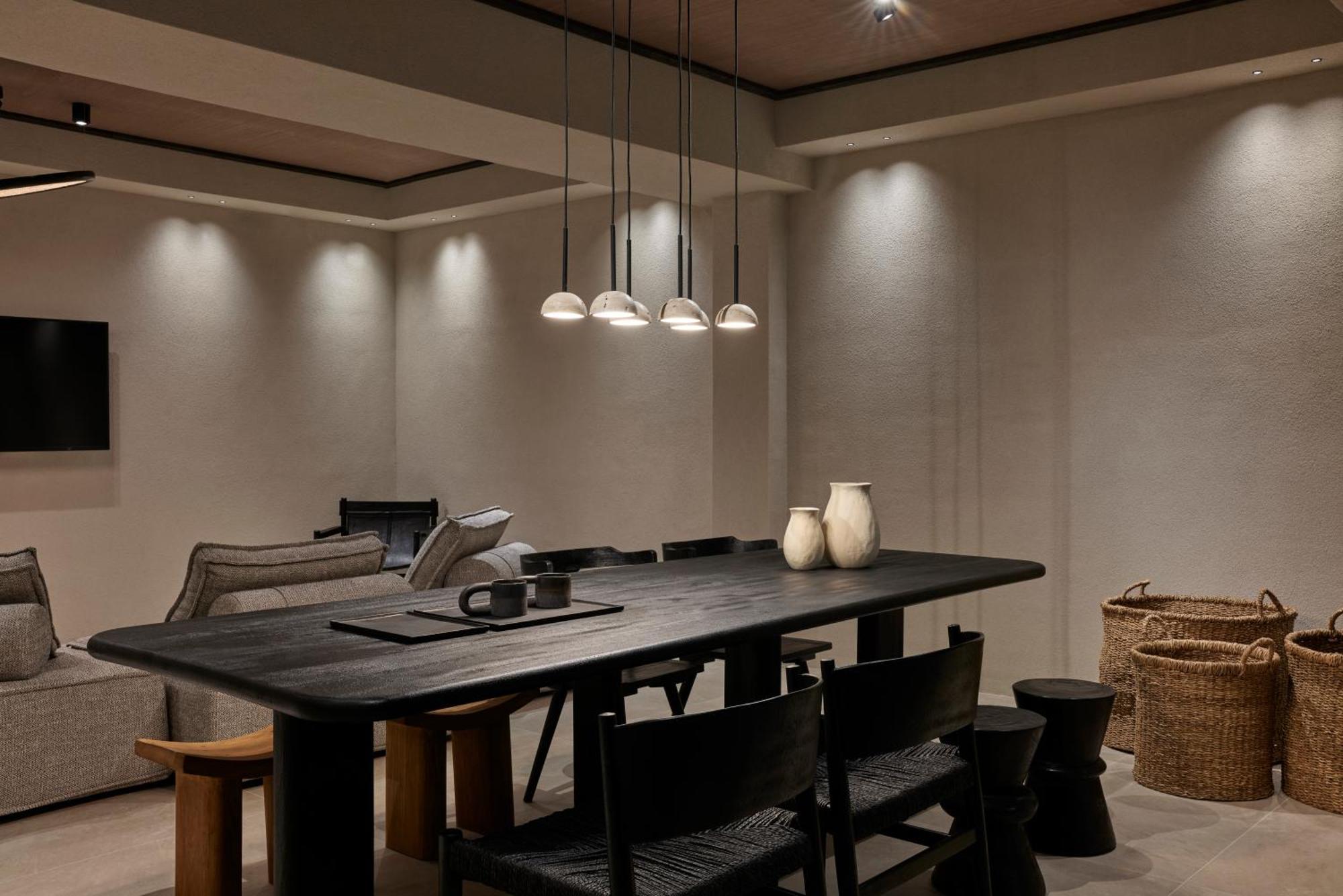 Alaso Design Suites Fira  Bagian luar foto