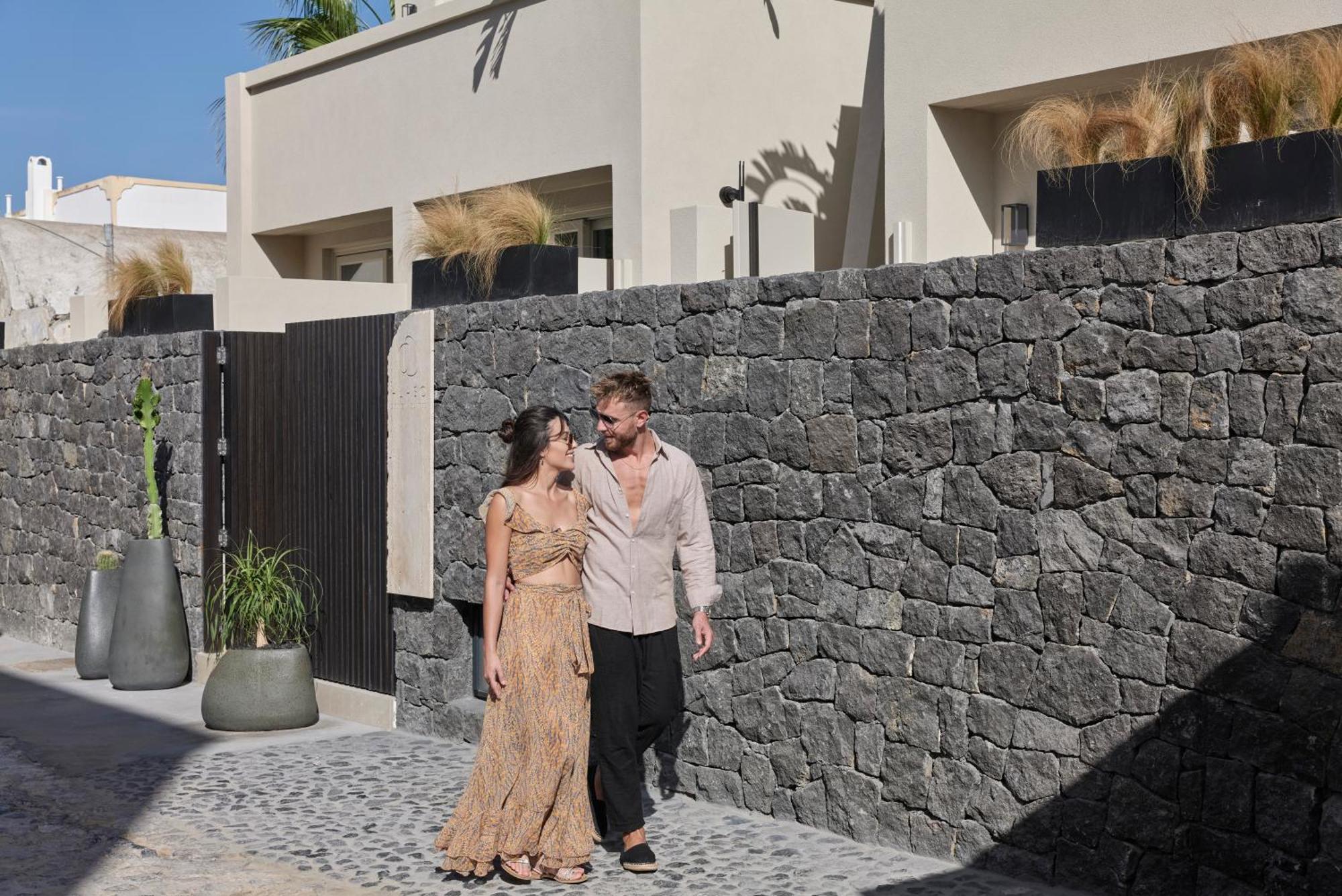 Alaso Design Suites Fira  Bagian luar foto