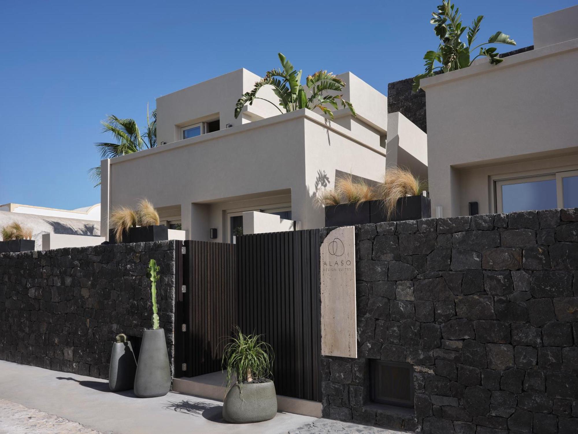 Alaso Design Suites Fira  Bagian luar foto